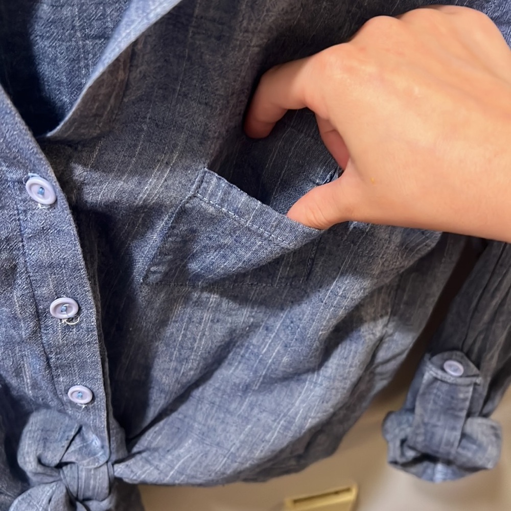 Big girls size small Tie-front Jean shirt - Picture 6 of 7